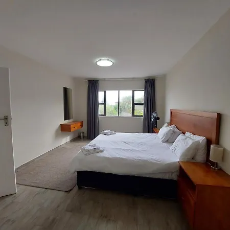 Umhlanga Beach 3 Bedroom Apartment Durban Buitenkant foto