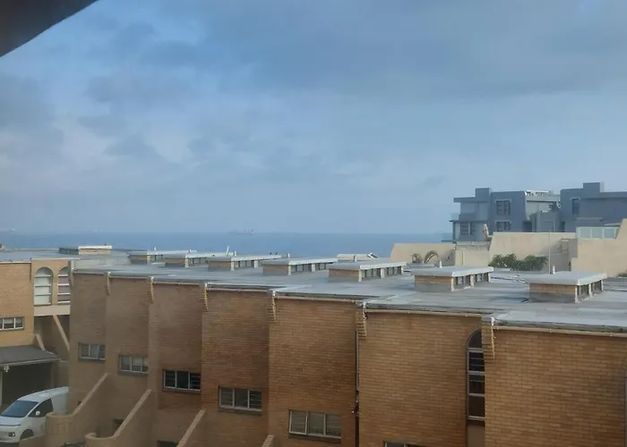 Umhlanga Beach 3 Bedroom Apartment